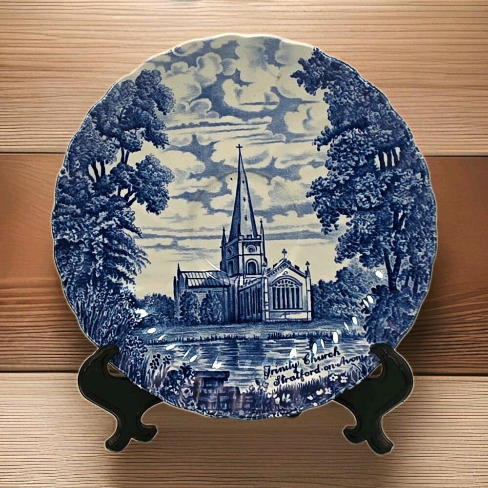 VTG Royal Ironstone Blue/White Trinity Church Stratford-on-Avon Saucers England